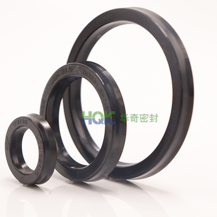 使（shǐ）用密煉機（jī）混（hún）合（hé）物料時要注意什麽？